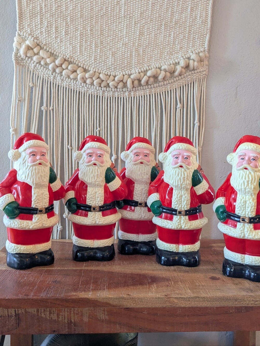 Vintage Santa's Workbench Christmas Traditions 5-Count Lawn Stake Lights - Great